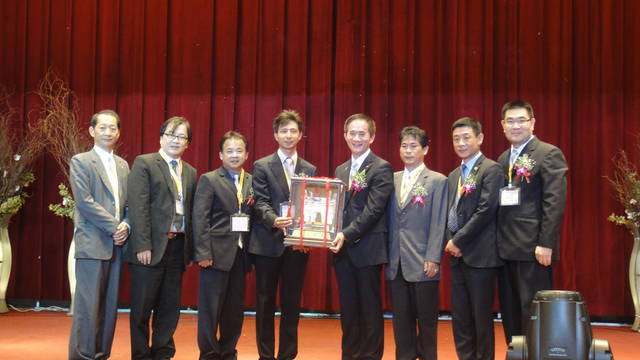 參加台北市不動產仲介公會理事長交接